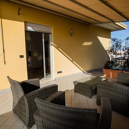 Apartamento Terrazza Di Pinerolo Exterior foto