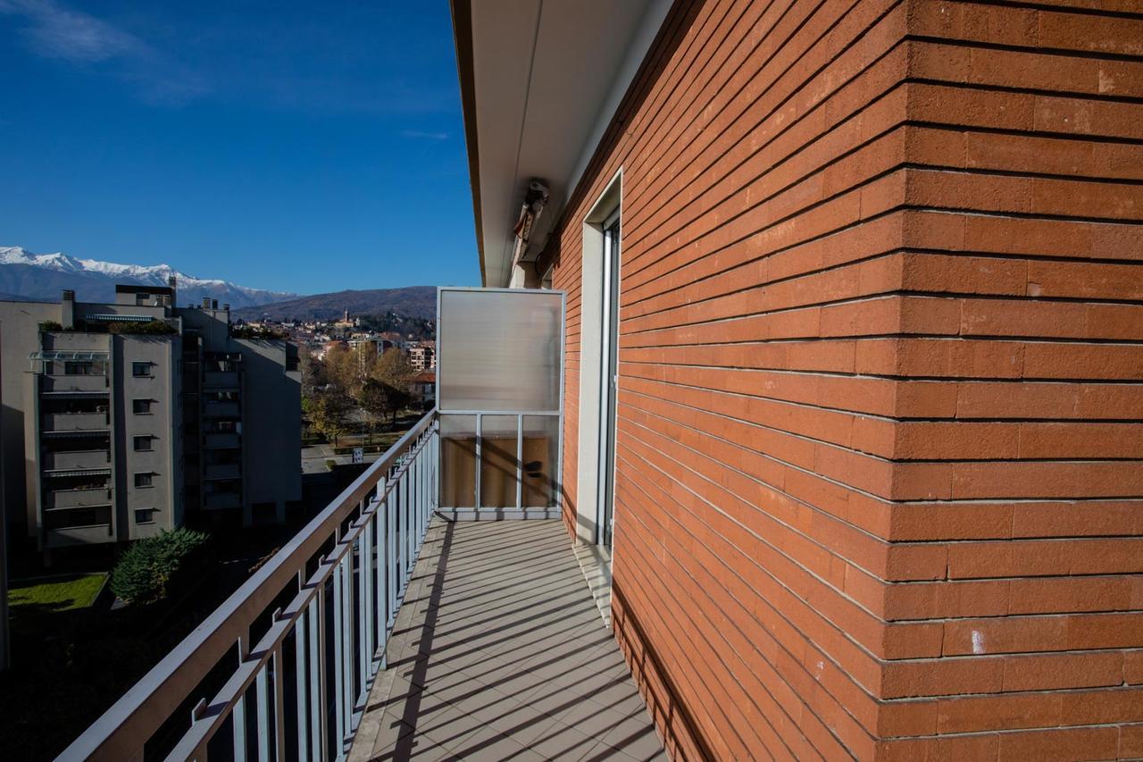 Apartamento Terrazza Di Pinerolo Exterior foto