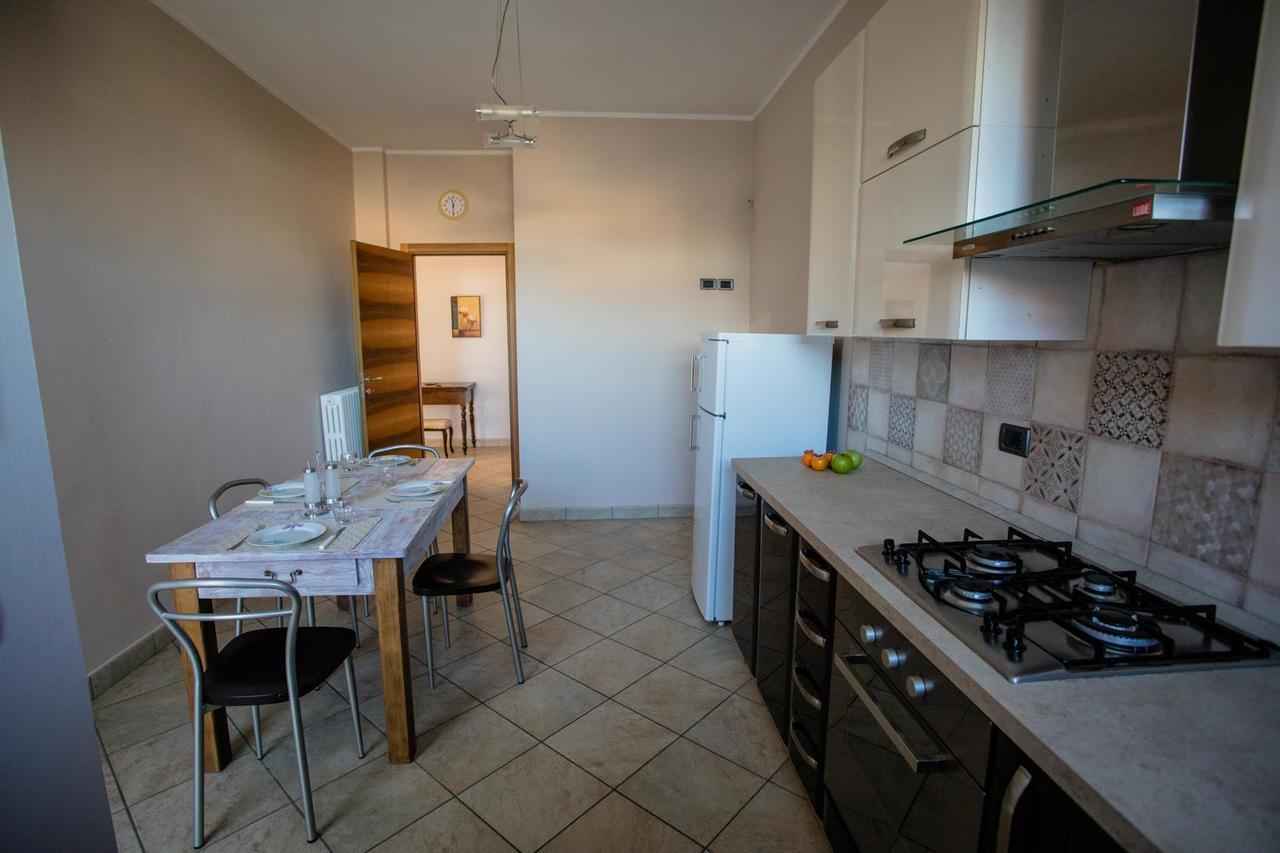Apartamento Terrazza Di Pinerolo Exterior foto